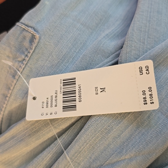 NWT, Anthropologie,Pilcro, Chambray, buttondown, shirt, size M - Picture 3 of 4